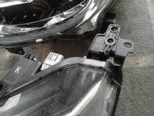Load image into Gallery viewer, Frontscheinwerfer Suzuki I Ignis 17-2462R-R Rechts Scheinwerfer Headlight SCH3788737425ta