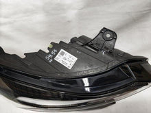 Laden Sie das Bild in den Galerie-Viewer, Frontscheinwerfer Renault Captur II 260104525R LED Rechts Scheinwerfer Headlight SCH3794862853cf