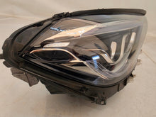 Laden Sie das Bild in den Galerie-Viewer, Frontscheinwerfer Mercedes-Benz Gla H247 A2479066401 LED Rechts Headlight SCH3795664898ib