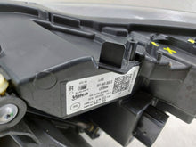 Laden Sie das Bild in den Galerie-Viewer, Frontscheinwerfer Seat Ibiza I V 6F1941006E Rechts Scheinwerfer Headlight SCH3797538510cr