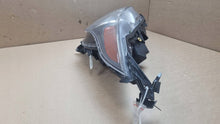 Laden Sie das Bild in den Galerie-Viewer, Frontscheinwerfer Ford Tourneo Connect Transit 90070362 13W030DB Links Headlight SCH3798318134mh