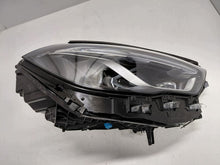 Laden Sie das Bild in den Galerie-Viewer, Frontscheinwerfer Mercedes-Benz W247 A2479064204 Rechts Scheinwerfer Headlight SCH3798593881cr
