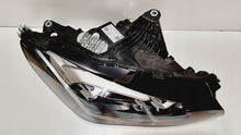 Laden Sie das Bild in den Galerie-Viewer, Frontscheinwerfer BMW 2 Active Tourer U06 5A42248 5A42247 LED Ein Satz Headlight SCH3802669245bk