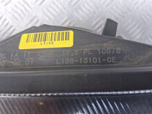 Laden Sie das Bild in den Galerie-Viewer, Frontscheinwerfer Ford Fiesta I 175PL10676 L1BB13101CE Links Headlight SCH3803516832lo