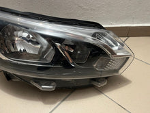Load image into Gallery viewer, Frontscheinwerfer Toyota Proace 9808581180 Rechts Scheinwerfer Headlight SCH3805141682an