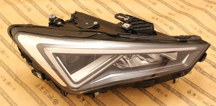 Frontscheinwerfer Cupra Formentor Leon 5FB941008G LED Rechts Headlight SCH3805906579uo
