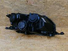 Laden Sie das Bild in den Galerie-Viewer, Frontscheinwerfer Skoda Rapid 5JB941017 Links Scheinwerfer Headlight SCH3813879039ck