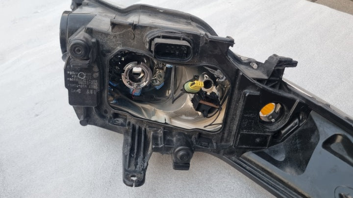 Frontscheinwerfer Ford Mondeo BS71-13D155- Xenon Links Scheinwerfer Headlight SCH3814760219hi