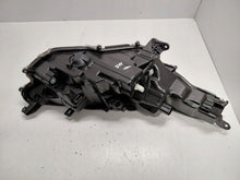 Laden Sie das Bild in den Galerie-Viewer, Frontscheinwerfer Toyota Yaris EUK0-8 K0-8EU Full LED Ein Satz Headlight SCH3819894068qe