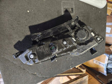 Laden Sie das Bild in den Galerie-Viewer, Frontscheinwerfer Hyundai Tucson 92207N7600 Full LED Links Headlight SCH3819902441ea