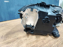 Load image into Gallery viewer, Frontscheinwerfer VW Passat 3J1941035 Links Scheinwerfer Headlight SCH3823890485zk