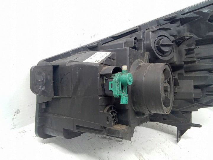Frontscheinwerfer Opel Vivaro 260108099R 1LE011565 Rechts Scheinwerfer Headlight SCH3840296879vs