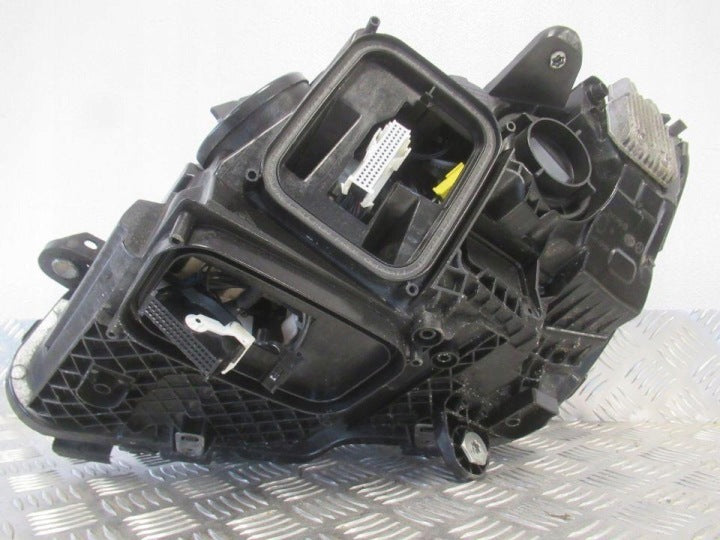 Frontscheinwerfer Mercedes-Benz W205 A2059061606 LED Rechts Headlight SCH3844345897zo
