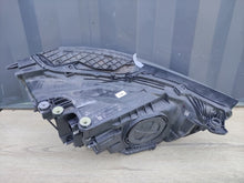 Laden Sie das Bild in den Galerie-Viewer, Frontscheinwerfer Audi Q3 83A941011 LED Links Scheinwerfer Headlight SCH3845119714lg