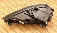 Laden Sie das Bild in den Galerie-Viewer, Frontscheinwerfer Audi A3 8V0941006 Xenon Links Scheinwerfer Headlight SCH3859168692vx