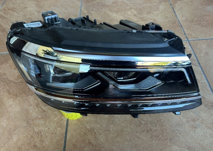 Frontscheinwerfer VW Tiguan 5NB941081D Ein Satz Scheinwerfer Headlight SCH3862067783ob