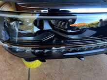 Load image into Gallery viewer, Frontscheinwerfer VW Tiguan 5NB941081D Ein Satz Scheinwerfer Headlight SCH3862067783ob