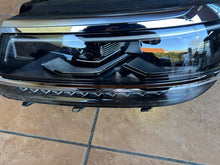 Load image into Gallery viewer, Frontscheinwerfer VW Tiguan 5NB941081D Ein Satz Scheinwerfer Headlight SCH3862067783ob
