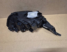 Load image into Gallery viewer, Frontscheinwerfer Kia Stonic 92101H8 Links Scheinwerfer Headlight SCH3865173300sr