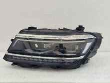 Laden Sie das Bild in den Galerie-Viewer, Frontscheinwerfer VW Tiguan 5NN941081 Links Scheinwerfer Headlight SCH3867470456pt