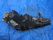 Laden Sie das Bild in den Galerie-Viewer, Frontscheinwerfer Chrysler Pacifica 68342193AB Ein Satz Scheinwerfer Headlight SCH3877088915dx