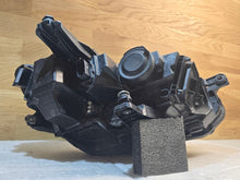 Laden Sie das Bild in den Galerie-Viewer, Frontscheinwerfer VW Passat B8 3G1941035Q LED Links Scheinwerfer Headlight SCH3877188800kq