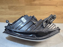 Laden Sie das Bild in den Galerie-Viewer, Frontscheinwerfer VW Passat B8 3G1941035Q LED Links Scheinwerfer Headlight SCH3877188800kq