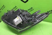 Laden Sie das Bild in den Galerie-Viewer, Frontscheinwerfer Hyundai Santa I Fe 92102-2W Xenon Rechts Headlight SCH3882750227gr