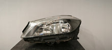 Laden Sie das Bild in den Galerie-Viewer, Frontscheinwerfer Mercedes-Benz W176 A1768203861KZ Links Scheinwerfer Headlight SCH3883966788jd