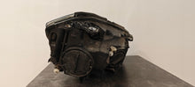 Laden Sie das Bild in den Galerie-Viewer, Frontscheinwerfer Mercedes-Benz W176 A1768203861KZ Links Scheinwerfer Headlight SCH3883966788jd