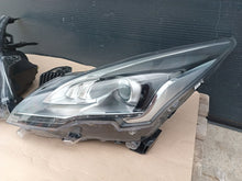 Laden Sie das Bild in den Galerie-Viewer, Frontscheinwerfer Peugeot 5008 9805525580 9805525480 Ein Satz Headlight SCH3885058119is