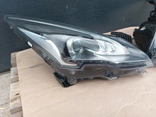 Laden Sie das Bild in den Galerie-Viewer, Frontscheinwerfer Peugeot 5008 9805525580 9805525480 Ein Satz Headlight SCH3885058119is