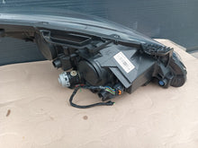 Laden Sie das Bild in den Galerie-Viewer, Frontscheinwerfer Peugeot 5008 9805525580 9805525480 Ein Satz Headlight SCH3885058119is