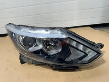 Load image into Gallery viewer, Frontscheinwerfer Nissan Qashqai I 10018013 Rechts Scheinwerfer Headlight SCH3888451231nu