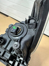 Load image into Gallery viewer, Frontscheinwerfer Nissan Qashqai I 10018013 Rechts Scheinwerfer Headlight SCH3888451231nu