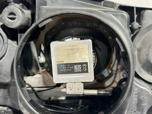 Laden Sie das Bild in den Galerie-Viewer, Frontscheinwerfer Saab 9-3 P12770143 Xenon Links Scheinwerfer Headlight SCH3890638773qq