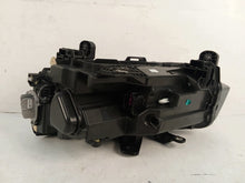 Laden Sie das Bild in den Galerie-Viewer, Frontscheinwerfer Audi Q2 81A941012 Rechts Scheinwerfer Headlight SCH3892025906pd