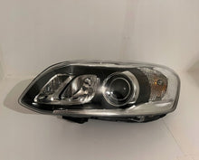 Laden Sie das Bild in den Galerie-Viewer, Frontscheinwerfer Volvo Xc60 31395896 Links Scheinwerfer Headlight SCH3892648879jn