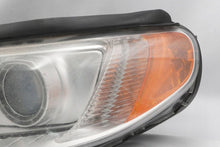Laden Sie das Bild in den Galerie-Viewer, Frontscheinwerfer Volvo V70 III 31214347 Links Scheinwerfer Headlight SCH3893639753an