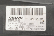 Laden Sie das Bild in den Galerie-Viewer, Frontscheinwerfer Volvo V70 III 31214347 Links Scheinwerfer Headlight SCH3893639753an