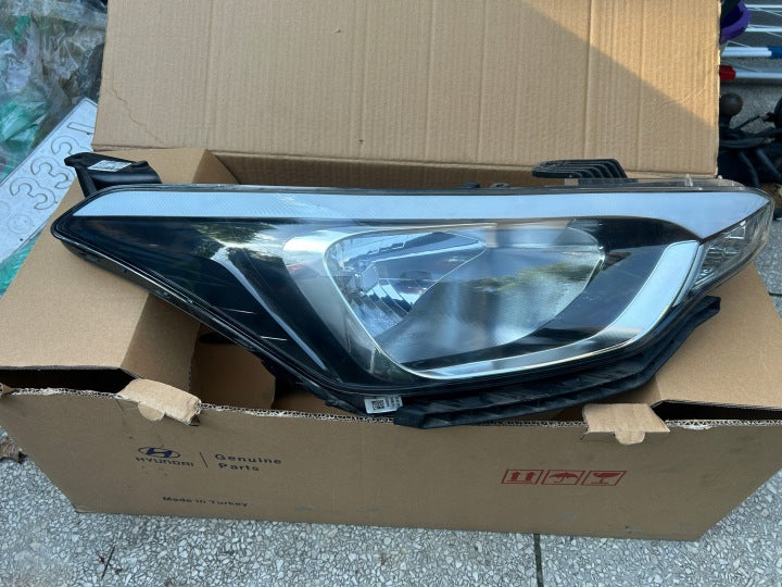 Frontscheinwerfer Hyundai I20 92102C8000 Rechts Scheinwerfer Headlight SCH3895041429bz
