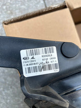 Laden Sie das Bild in den Galerie-Viewer, Frontscheinwerfer Hyundai I20 92102C8000 Rechts Scheinwerfer Headlight SCH3895041429bz