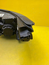 Load image into Gallery viewer, Frontscheinwerfer Kia Stonic 92102-H8 LED Rechts Scheinwerfer Headlight SCH3895756871ei