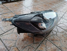 Laden Sie das Bild in den Galerie-Viewer, Frontscheinwerfer Ford Kuga LV4B-13E029-AG Rechts Scheinwerfer Headlight SCH3896799458nn