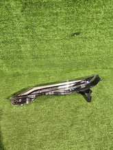 Laden Sie das Bild in den Galerie-Viewer, Frontscheinwerfer Nissan Juke 90170974 Links Scheinwerfer Headlight SCH3898855397rn