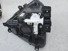 Laden Sie das Bild in den Galerie-Viewer, Frontscheinwerfer Hyundai Kona 92102BE100 Rechts Scheinwerfer Headlight SCH3902499994ih
