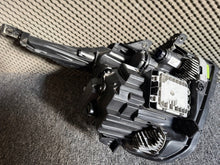 Load image into Gallery viewer, Frontscheinwerfer Kia Sportage 92101R2100 Links Scheinwerfer Headlight SCH3903648895zw