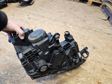 Laden Sie das Bild in den Galerie-Viewer, Frontscheinwerfer Skoda Scala 657941015 Links Scheinwerfer Headlight SCH3903806123gh