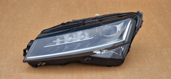 Frontscheinwerfer Skoda Superb III 3V1941015D Links Scheinwerfer Headlight SCH3907256100ij