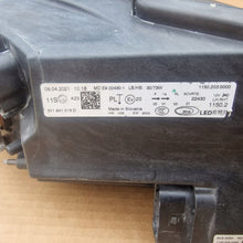 Laden Sie das Bild in den Galerie-Viewer, Frontscheinwerfer Skoda Superb III 3V1941015D Links Scheinwerfer Headlight SCH3907256100ij